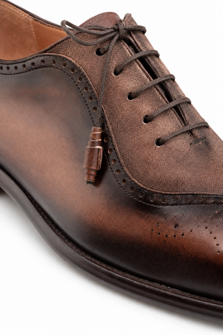 Mezlan Eagle brown oxford shoe in hand-painted calfskin leather and suede with brogue detailing and lace-up closure.