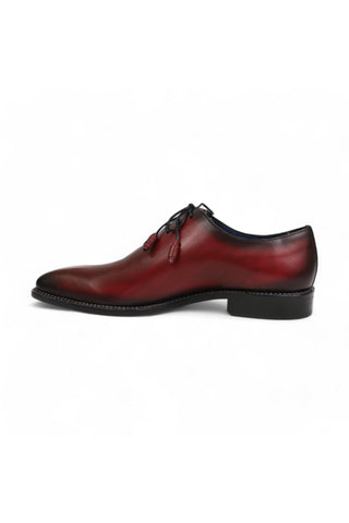 Burgundy Mezlan Enterprise whole-cut oxford in smooth calfskin leather with a sleek plain toe and contrast welt stitching.