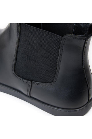 Bruno Magli Dado Leather Chelsea Boot-Dellamoda